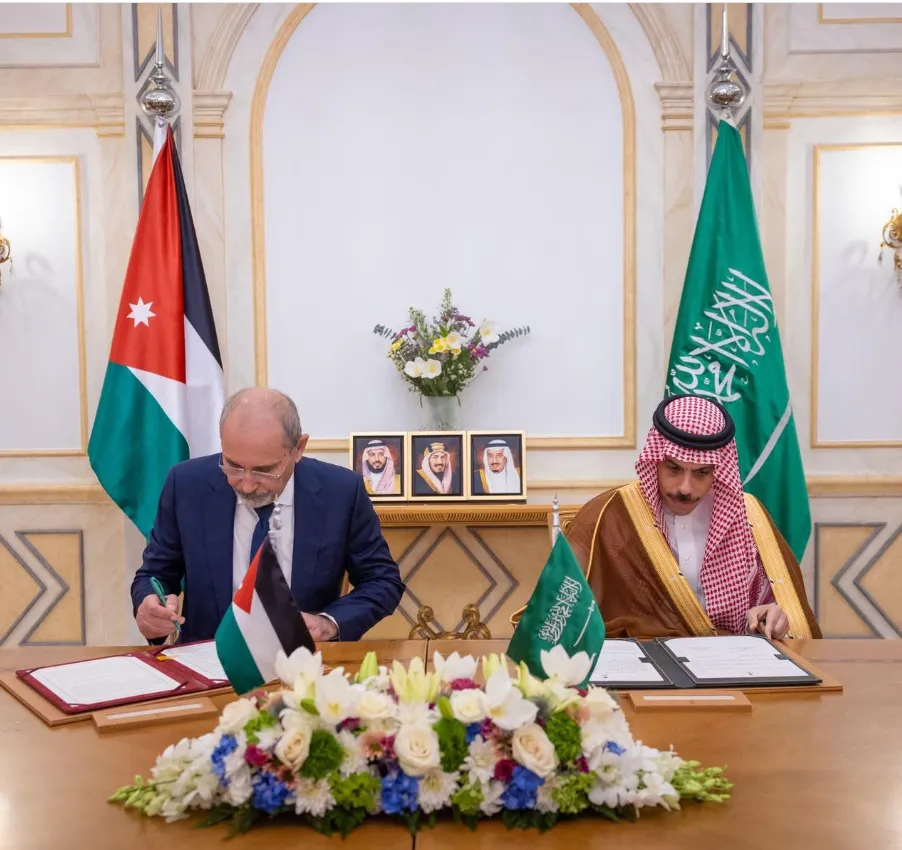 السعودية والاردن يوقعان بروتوكولا لتفعيل مجلس التنسيق الاعلى
