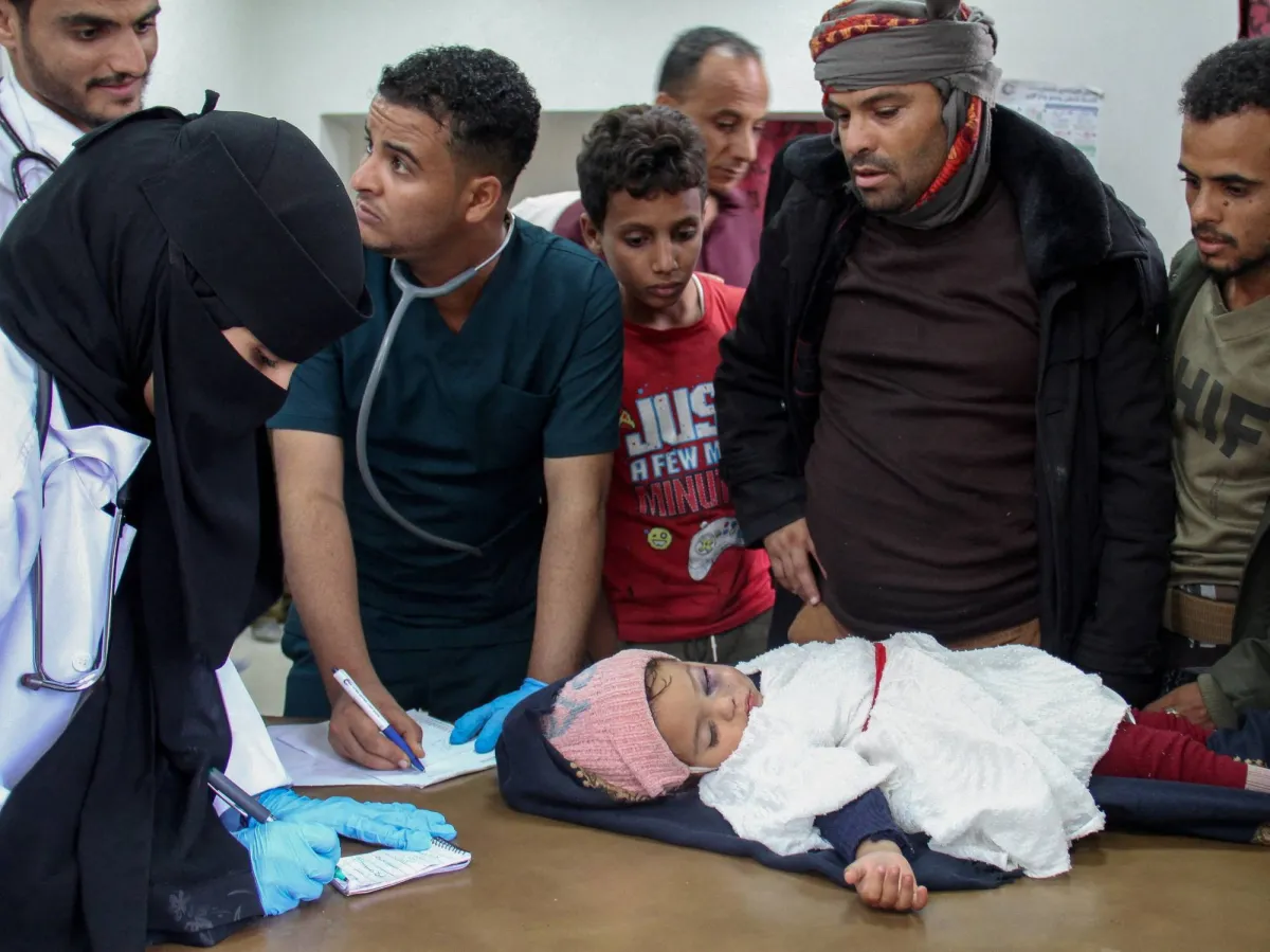 استهداف القطاع الصحي والحصار الحوثي يفاقمان المعاناة الانسانية في تعز