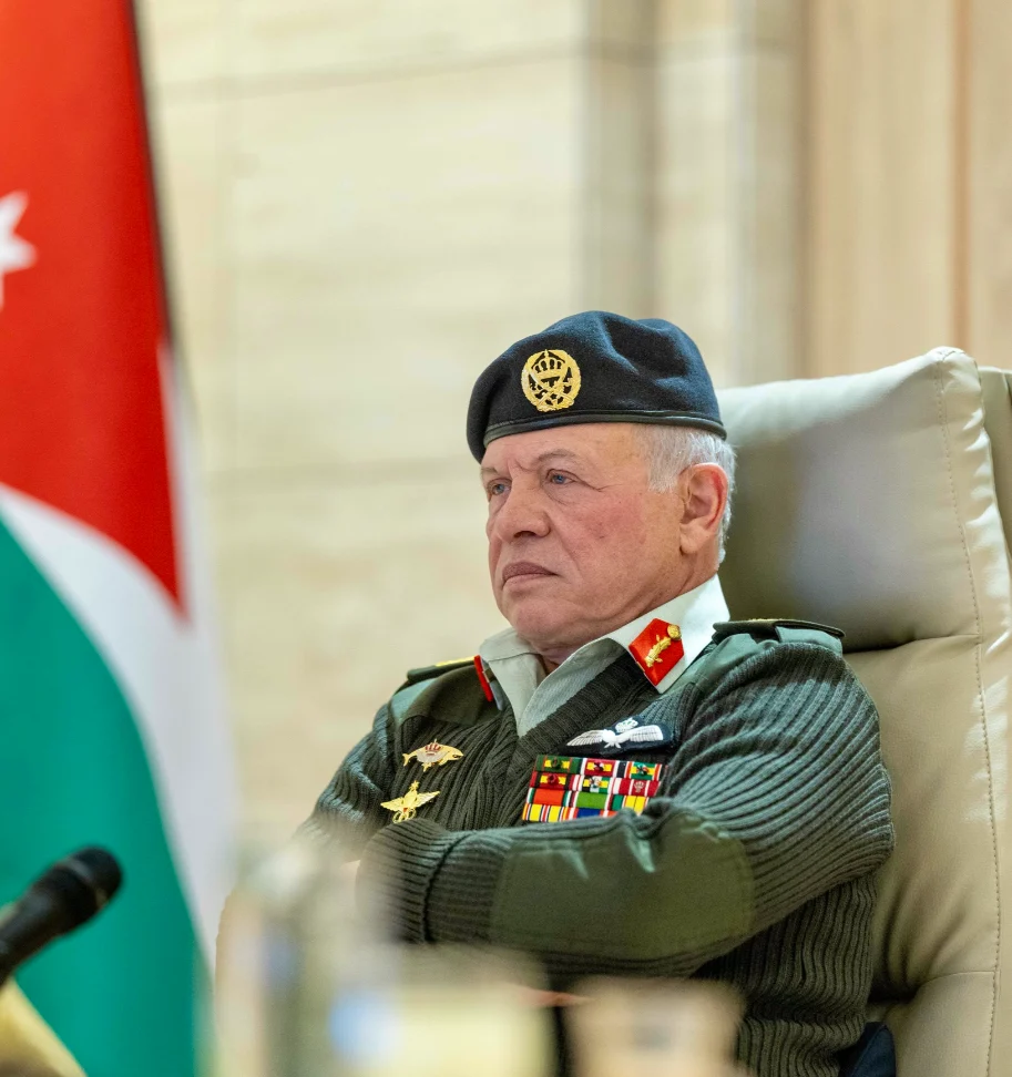 الملك يوجه بالضرب بيد من حديد ضد الارهاب ويشدد على كشف مستجدات التحقيق للمواطنين