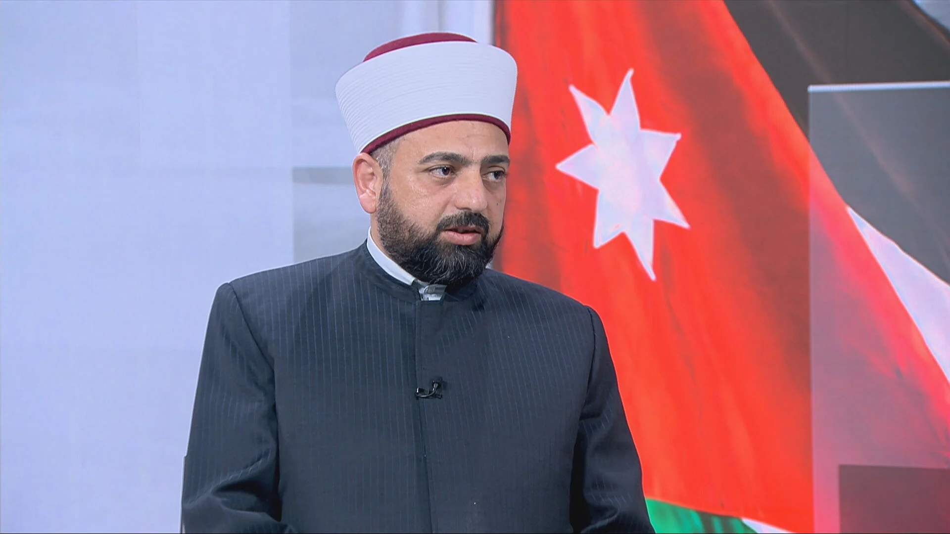 مفتي المملكة يؤكد براءة الاسلام من الاعتداء الارهابي على كنيسة في الكرك
