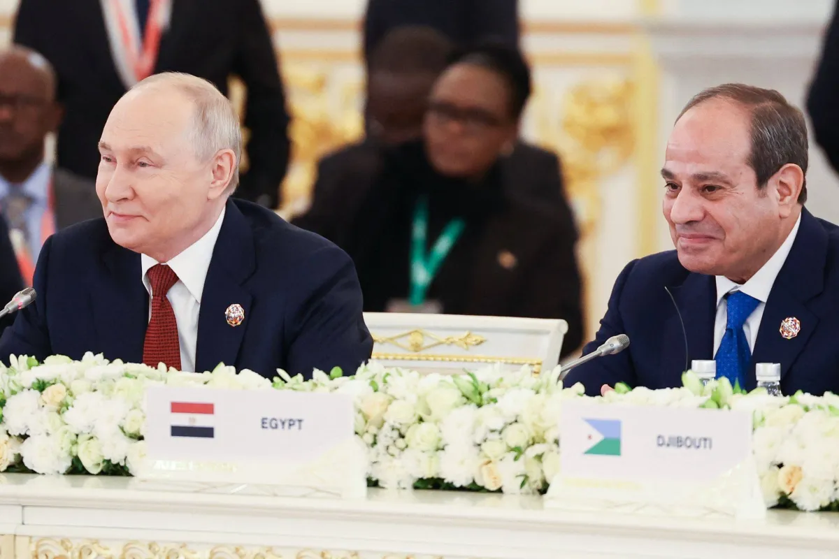 السيسي يؤكد ان المياه العابرة للحدود جسر للتعاون لا للنزاع
