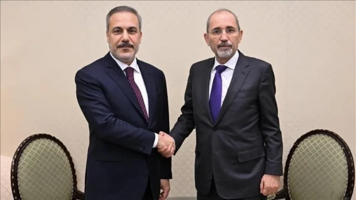 الصفدي وفيدان يبحثان مستجدات الاوضاع في الاراضي الفلسطينية