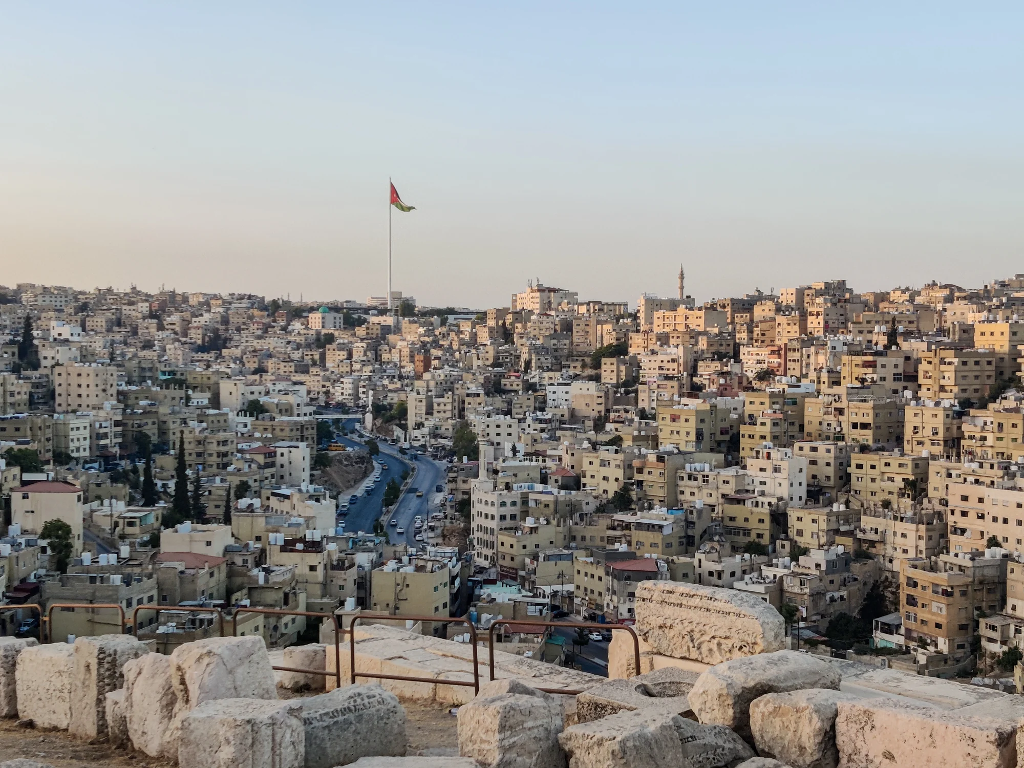فيتش ترفع توقعات نمو الاقتصاد الاردني بعد اداء قوي في الربع الثاني